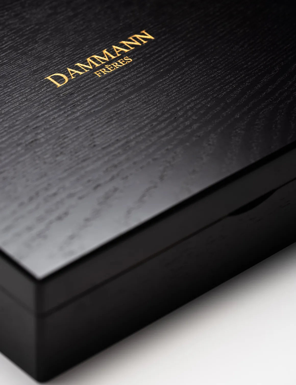 Coffret bois noir vide<DAMMANN Frères Sale